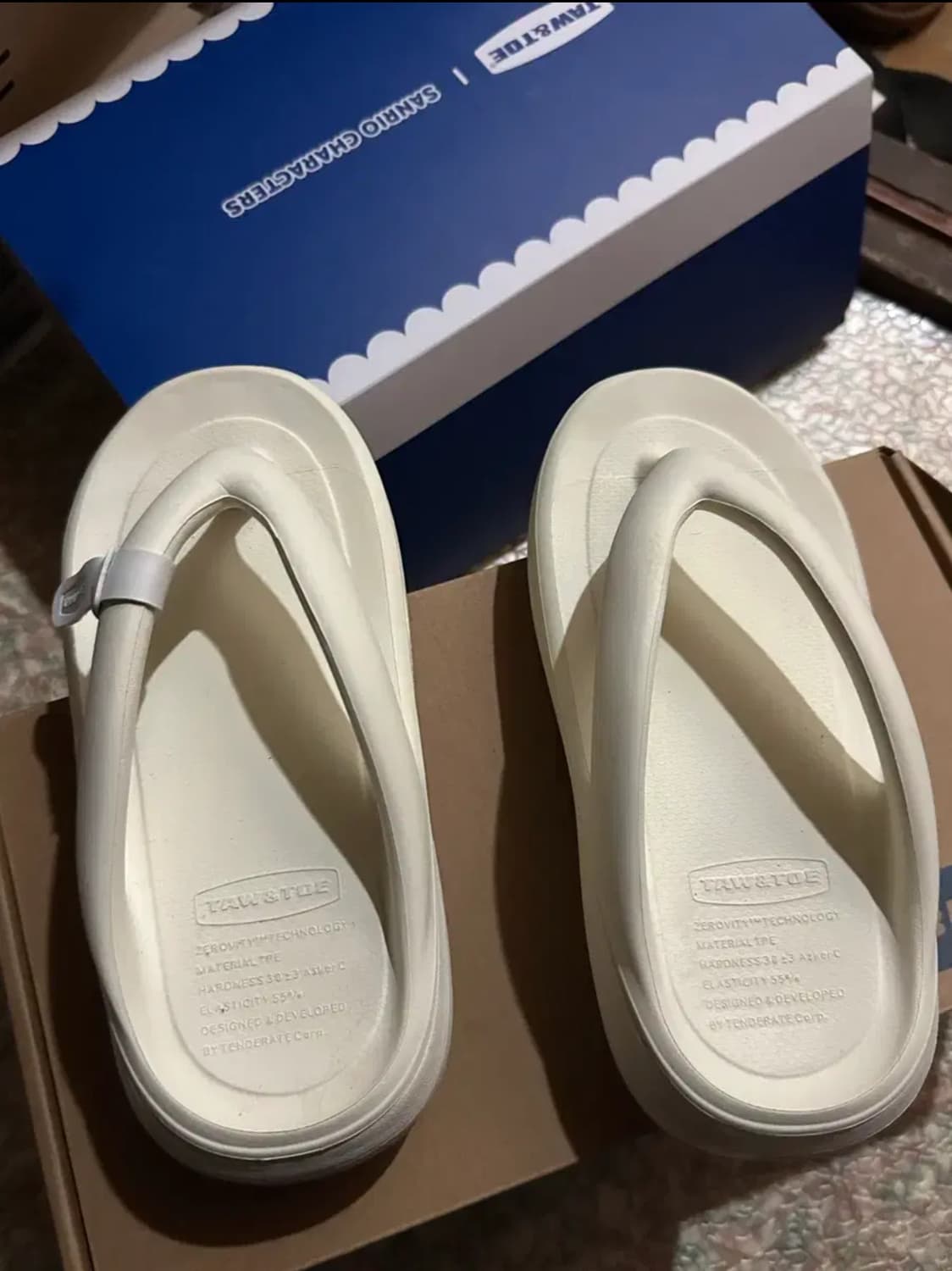 Zerovity Plumpy 토앤토 헬로키티 참 태그 SET 쪼리 상품이미지2