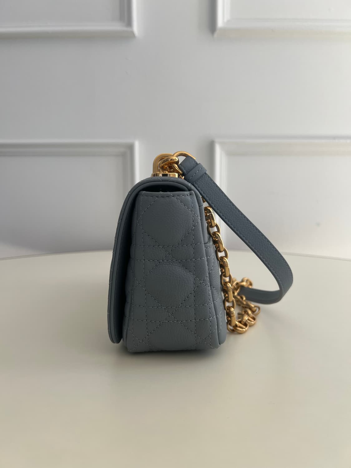 크리스찬 디올 카로 스몰(클라우드 블루) 상품이미지4