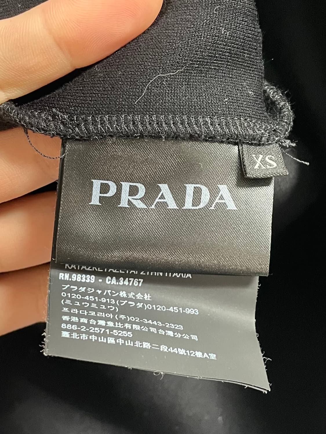 프라다 우먼스 바나나로고 스웨트 맨투맨 (on.69) 상품이미지6