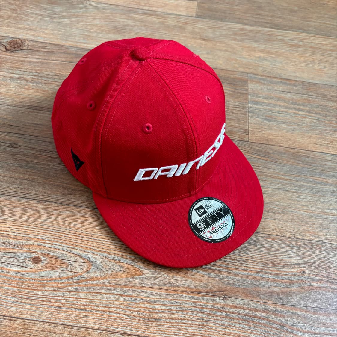 다이네즈 뉴에라 스냅백 모자 콜라보 레드 볼캡  상품이미지1