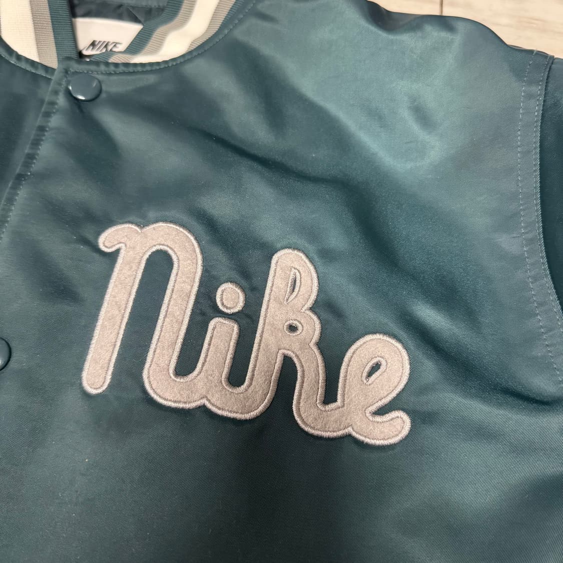 나이키 봄버 자켓  상품이미지2