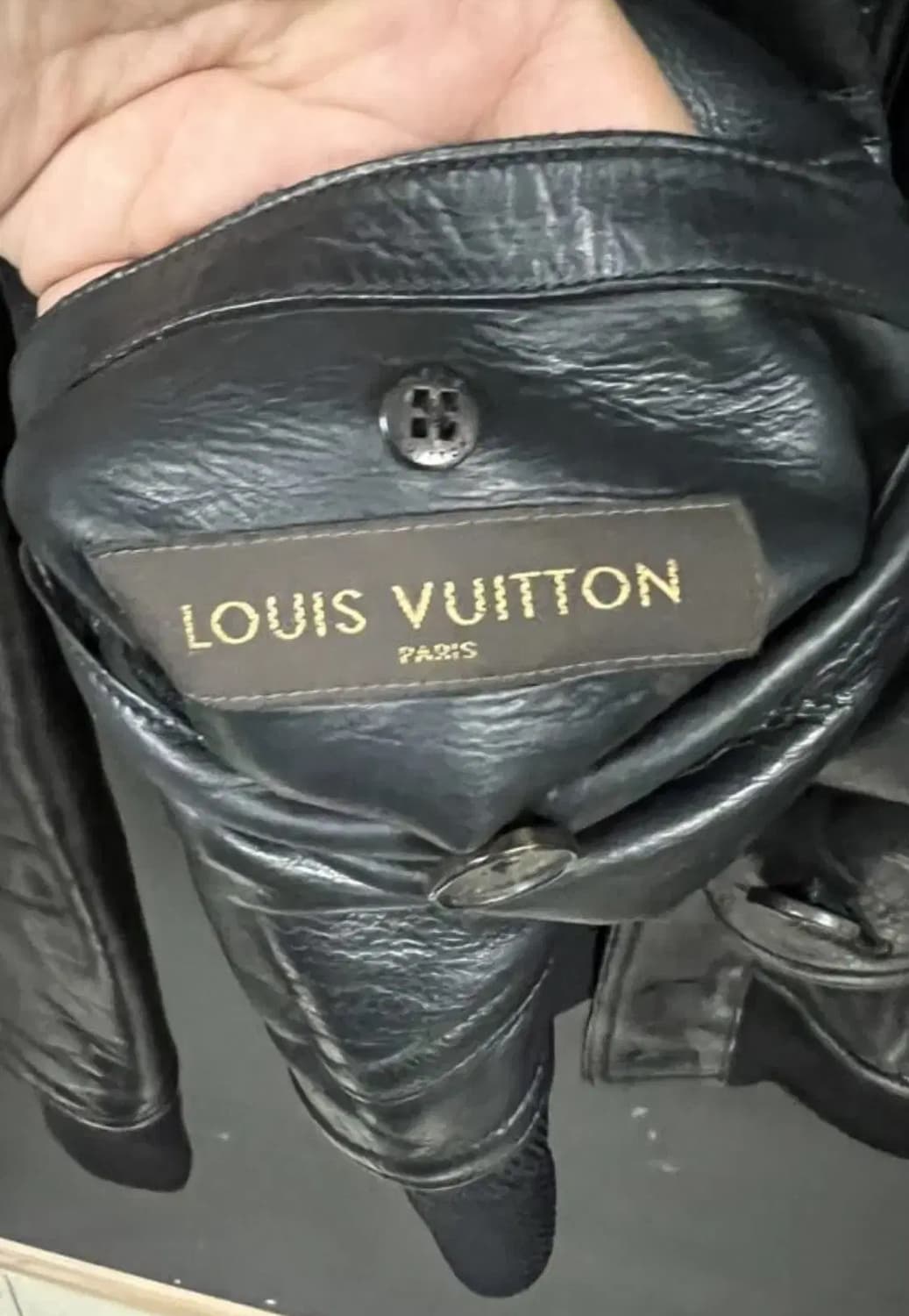 루이비통 리버서블 봄버(레더-램스킨/캐시미어)50 사이즈(해외발송) 상품이미지4