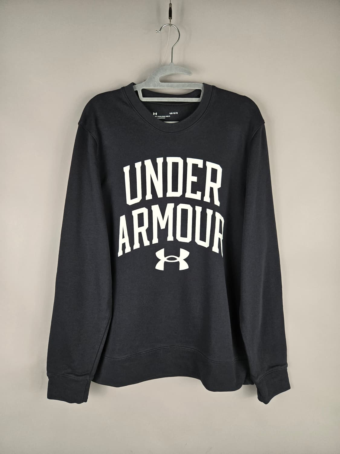 [무료배송]언더아머 L 여성 루즈핏 맨투맨 블랙에 가까운 네이비 상품이미지1