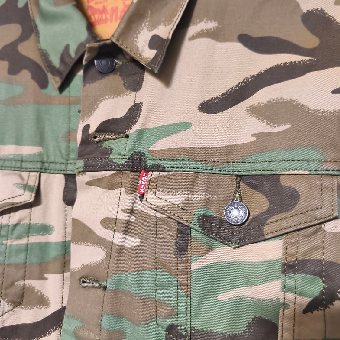 [L] 리바이스 카모 트러커 자켓 상품이미지2