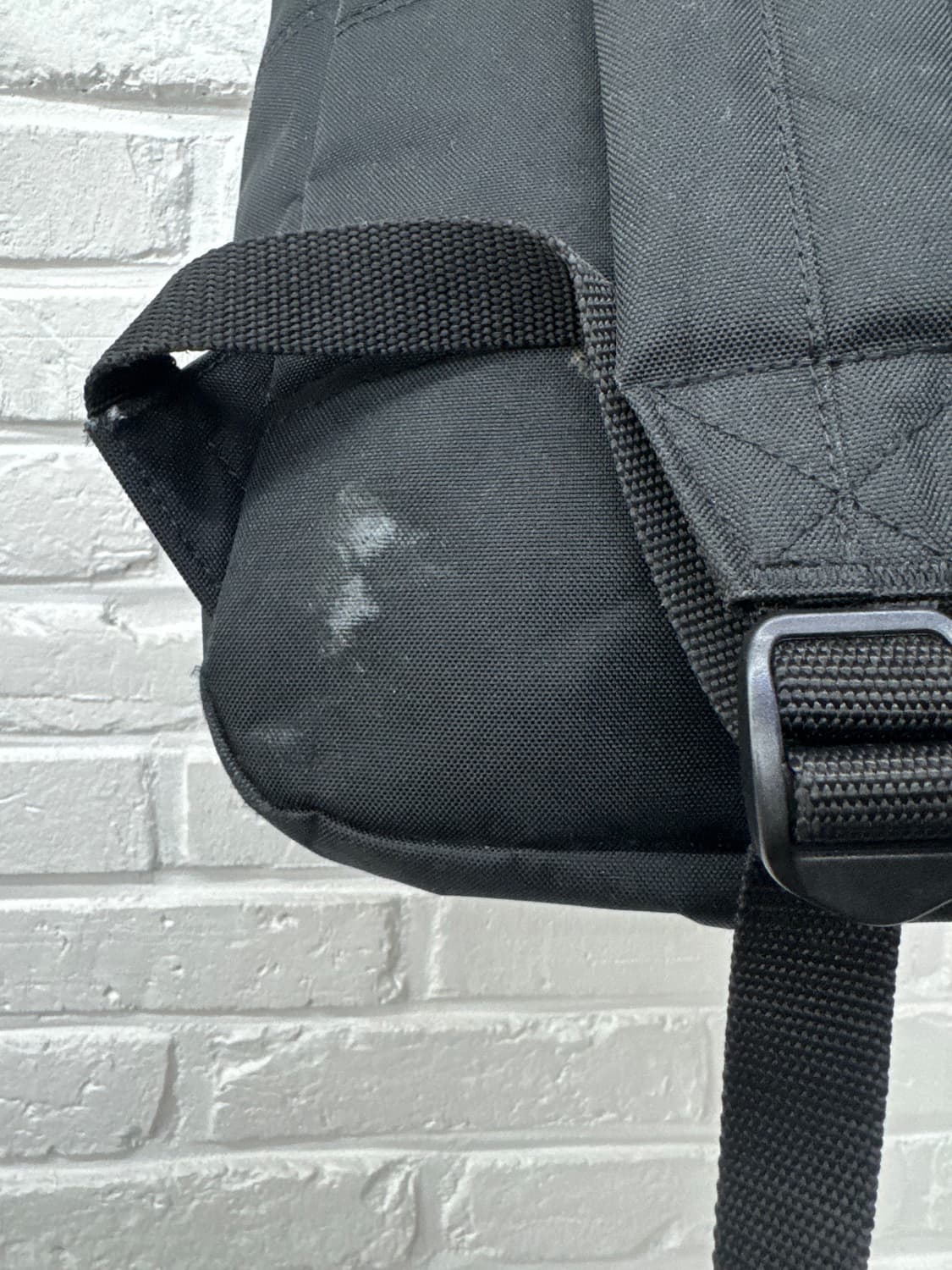 칼하트 블랙 백팩  상품이미지5