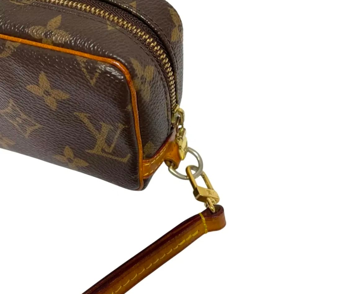 루이비통 모노그램 미니 파우치 with 스트랩 상품이미지5