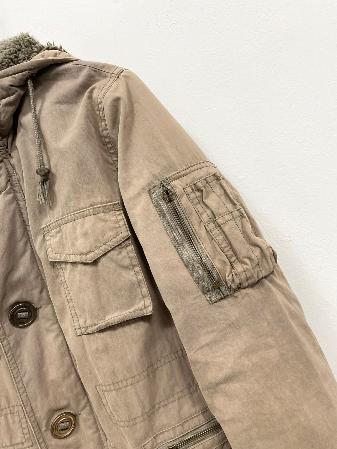 [LA SCENE] y2k 베이지 야상 후드 자켓 상품이미지8