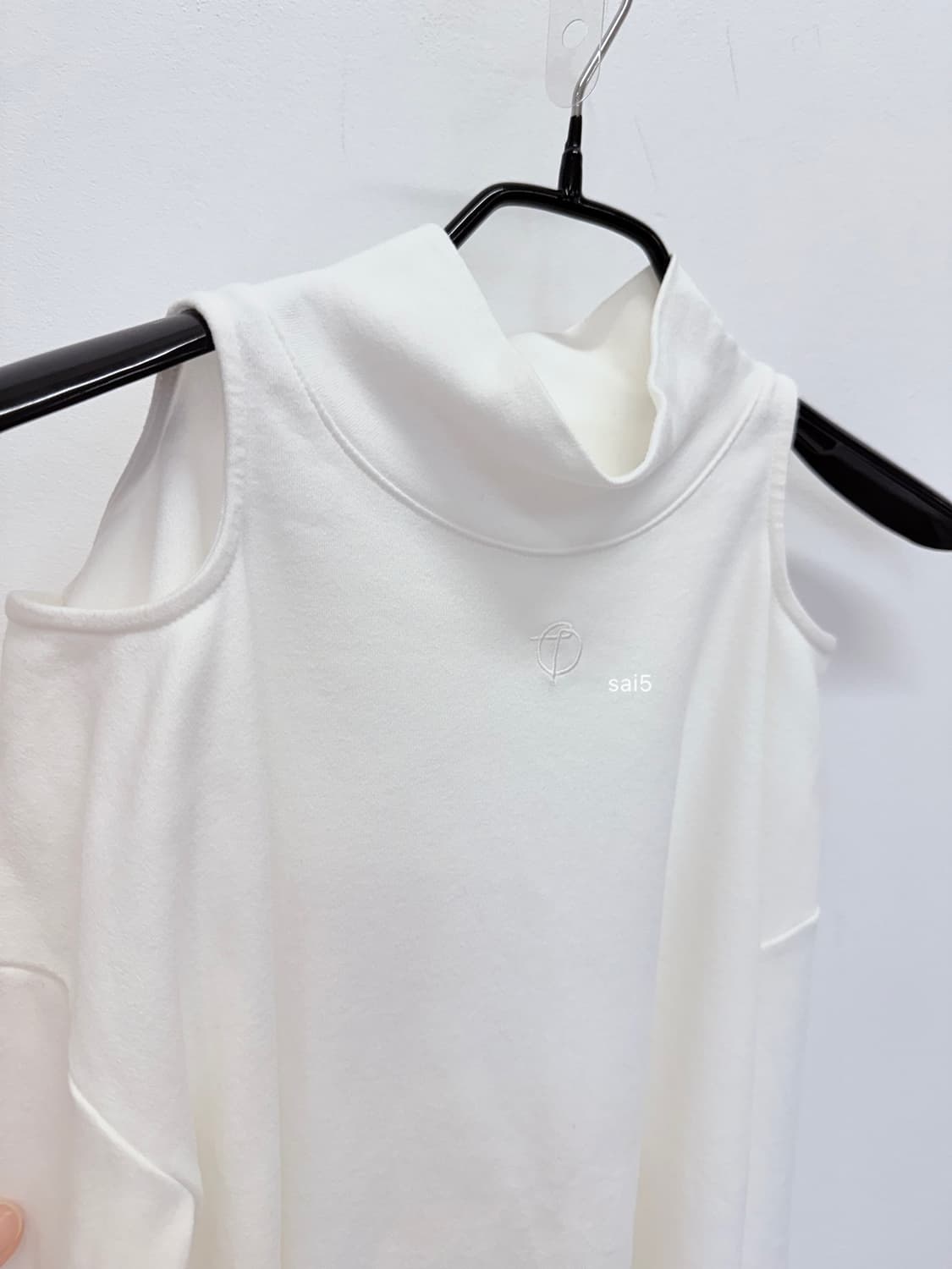 더오픈프로덕트 숄더트임 티 상품이미지3