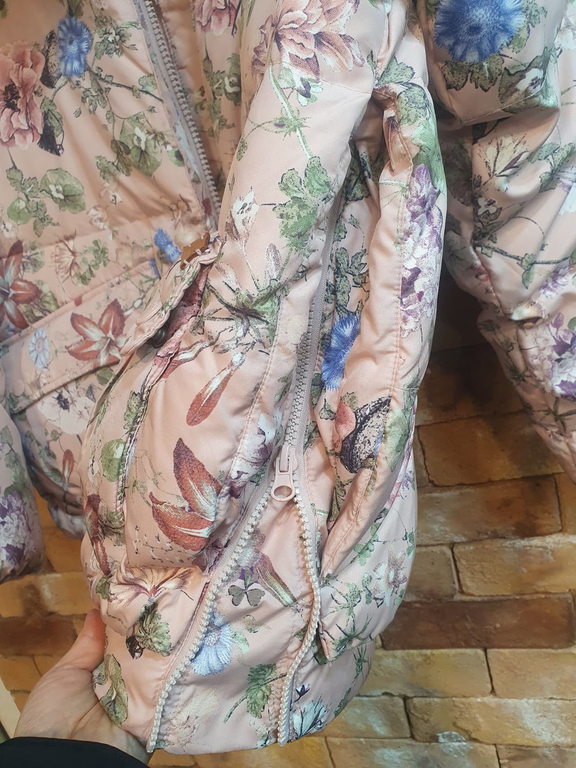 Thursday Island 꽃무늬 오리털 패딩 S 상품이미지6