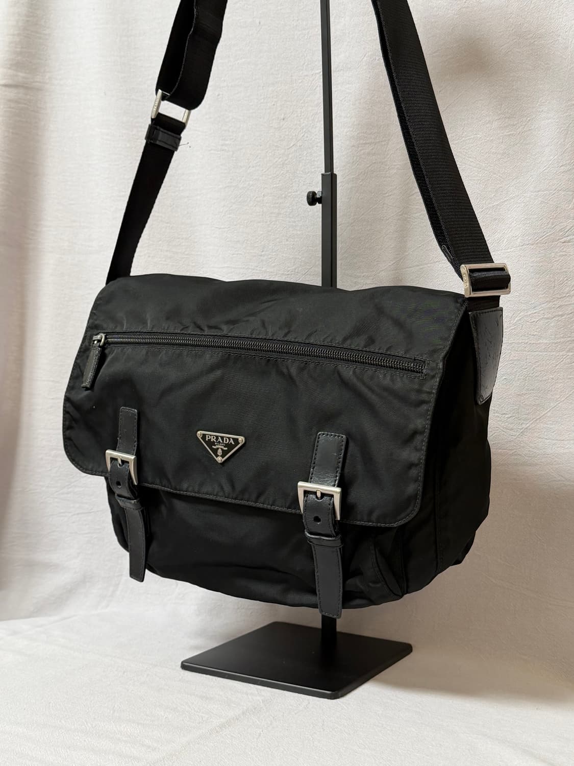 프라다 나일론 메신저백 포코노 크로스백 상품이미지3