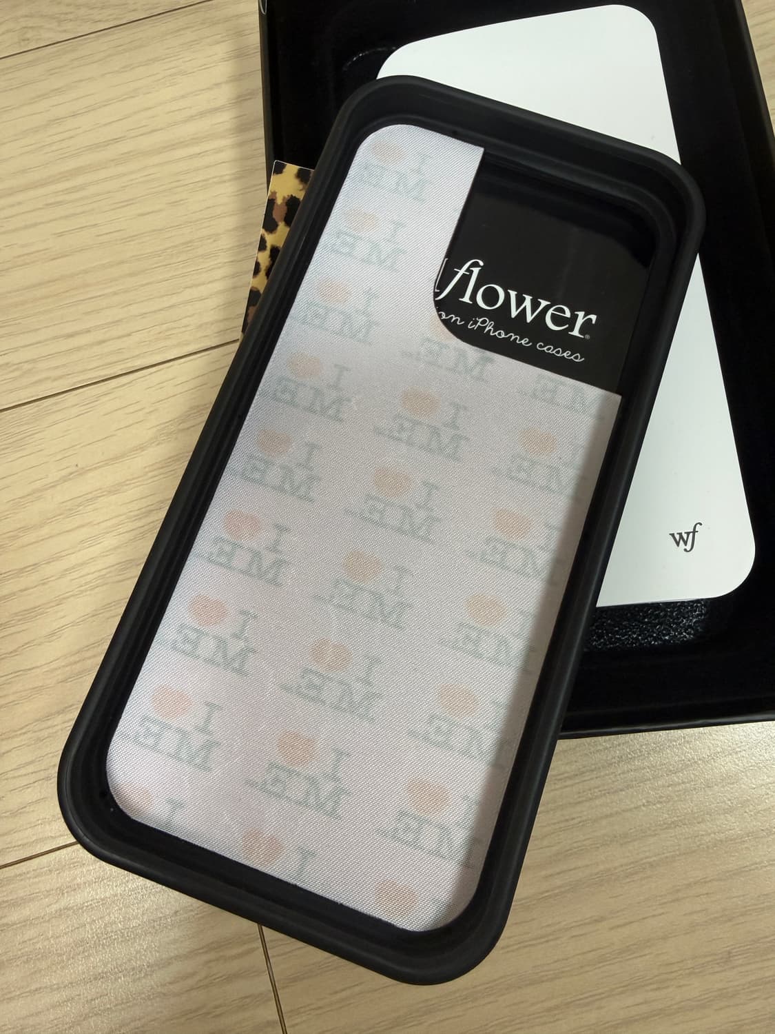 와일드플라워 아이 하트 미 아이폰 16 pro 케이스 (정품) 상품이미지2