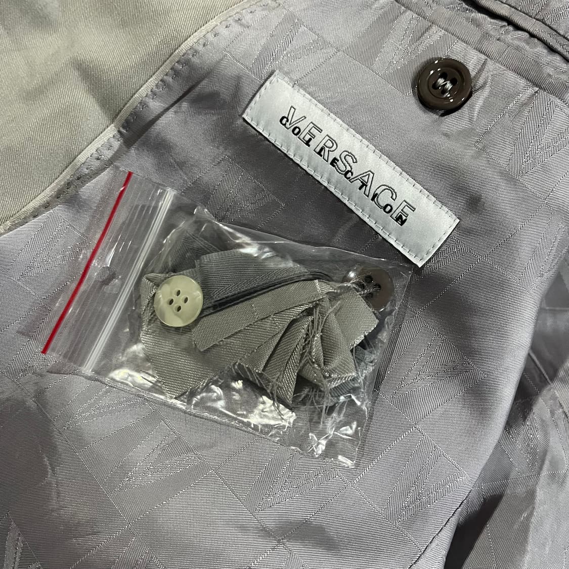 [110/35] 베르사체 정장 수트 상품이미지8