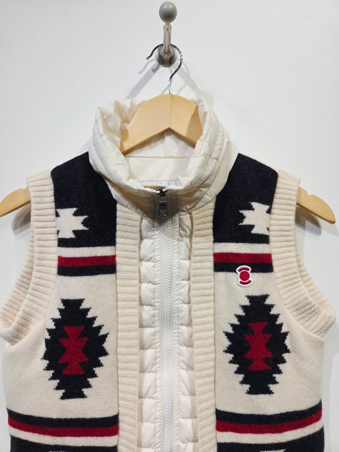 W.ANGLE 와이드앵글 구스다운 에스닉 니트 패딩 베스트 상품이미지3