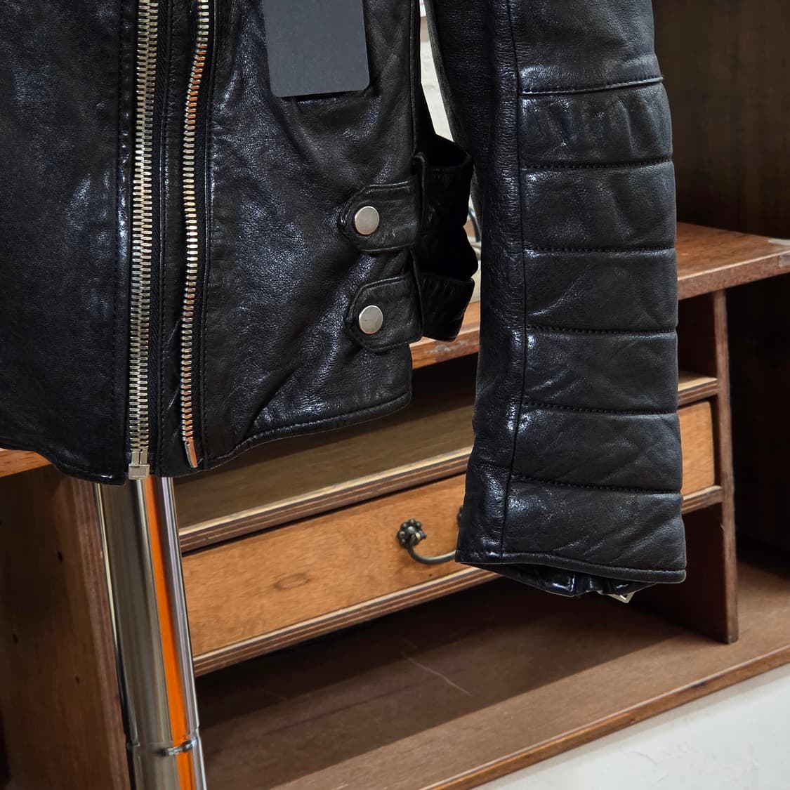 락시크 해체주의 논카라 양가죽 라이더 자켓 상품이미지4