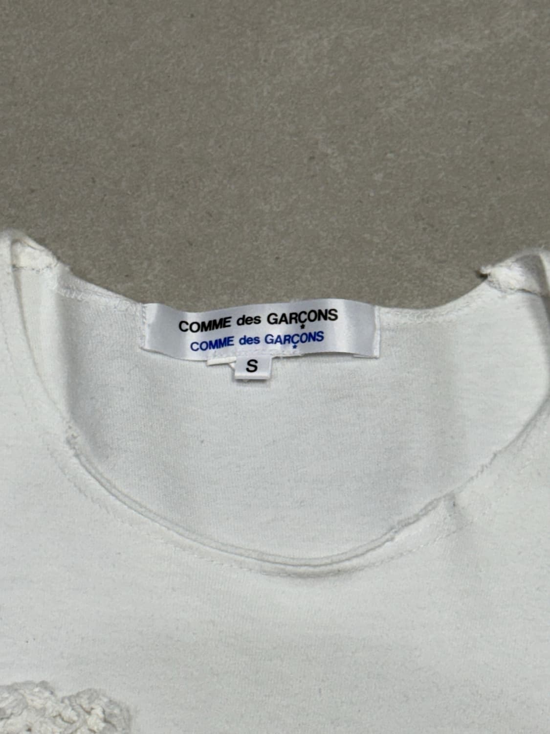 꼼데가르송 아카이브 거미줄 크로쉐 망사 디테일 반팔 티셔츠 상품이미지4