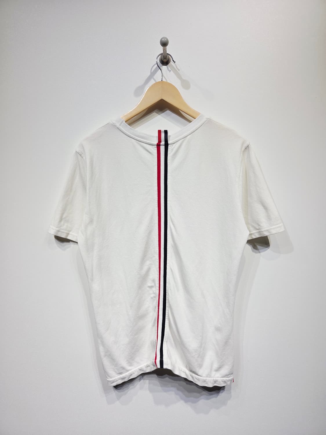 톰브라운 재팬 센터백 화이트 반팔 티셔츠_3 상품이미지7