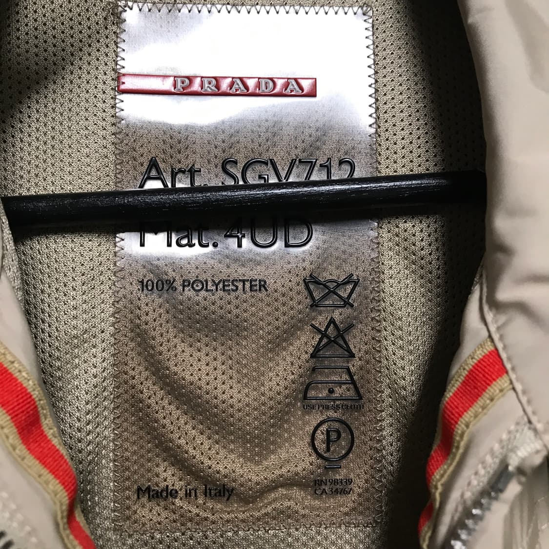 프라다 스포츠 베이지 자켓 48 상품이미지4