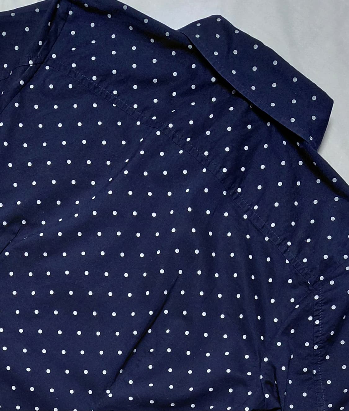 [S] 타미 힐피거 여성 도트 롤업 코튼 셔츠 (네이비) 상품이미지8