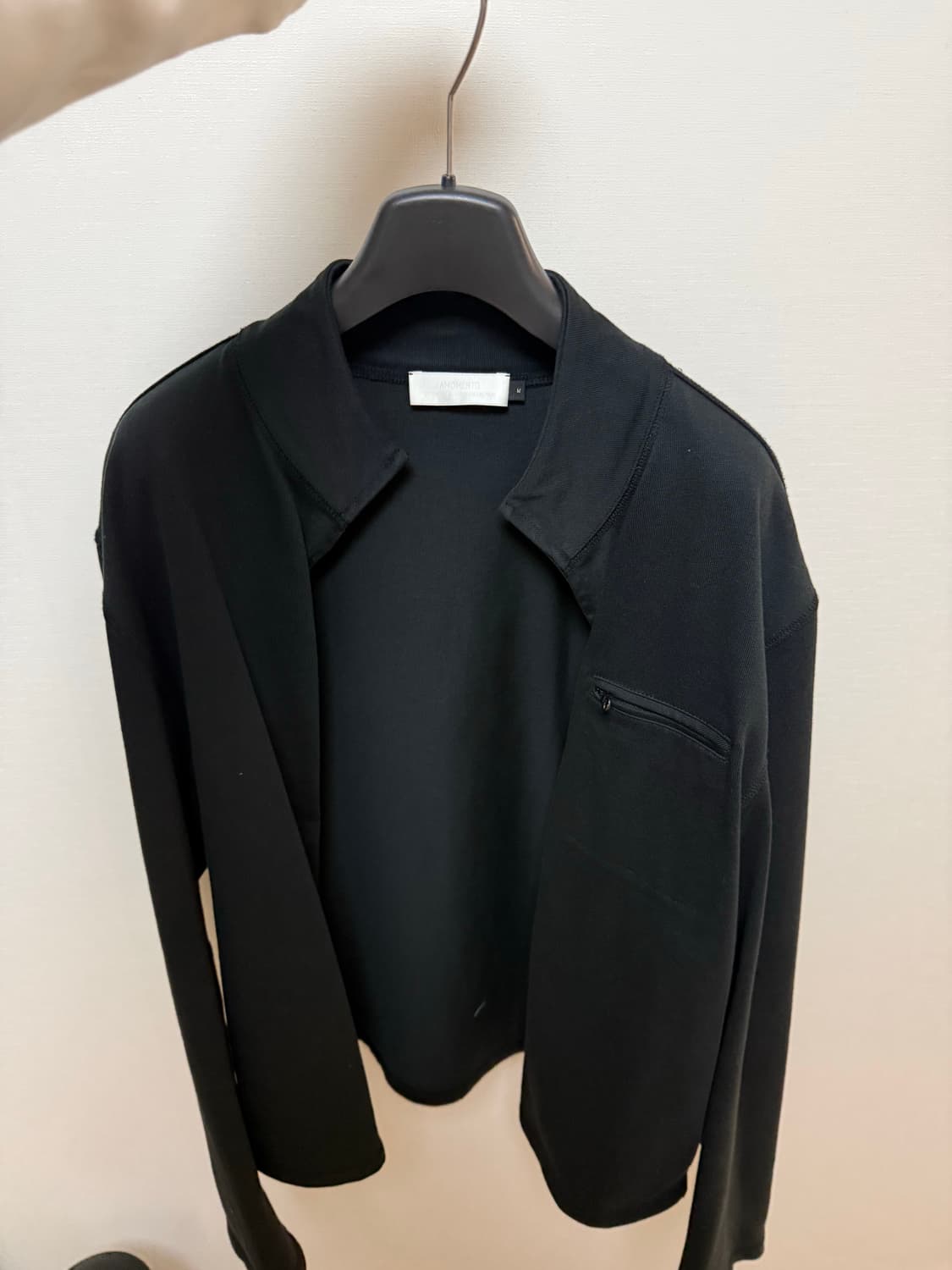 AMOMENTO slim fit pocket jumper black 상품이미지3