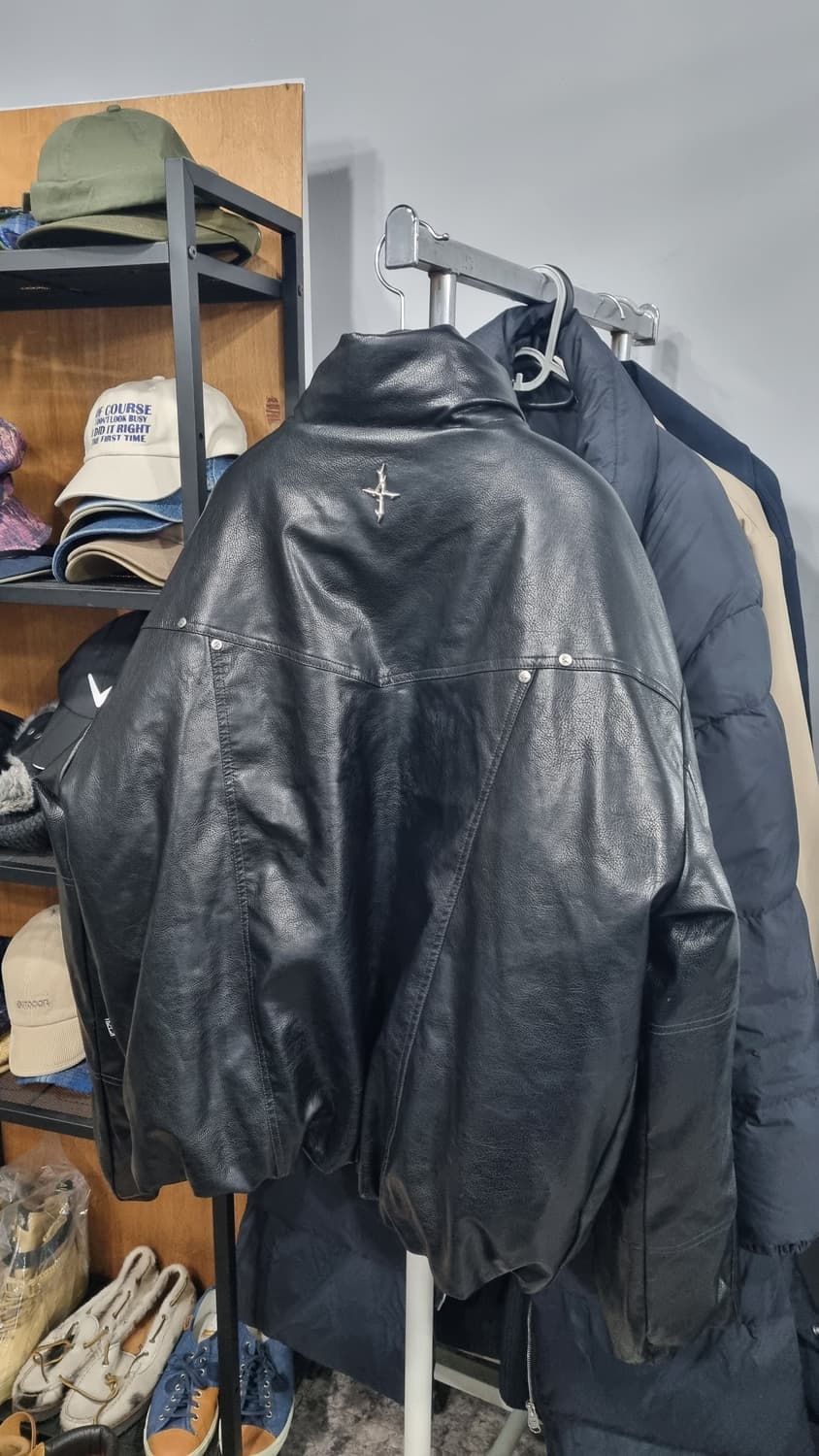 낫포너드 오버핏 레더패딩105~115(가슴단면68) 3번내외착용 상품이미지4