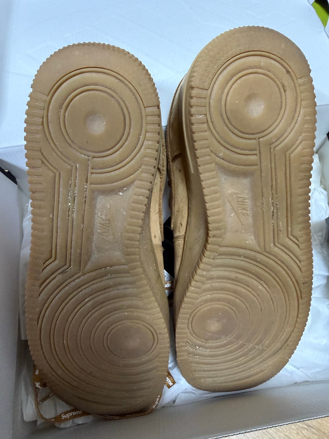 슈프림 나이키 에어포스 270 상품이미지3