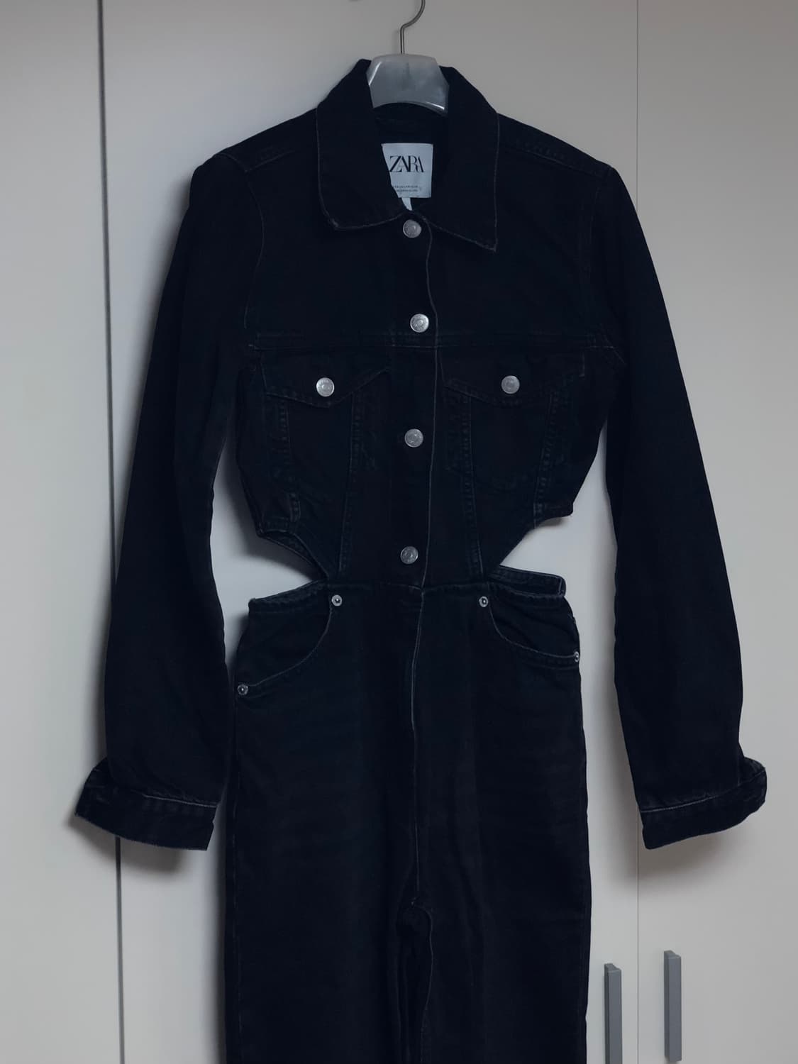 자라 블랙 컷아웃 데님 점프수트 상품이미지1