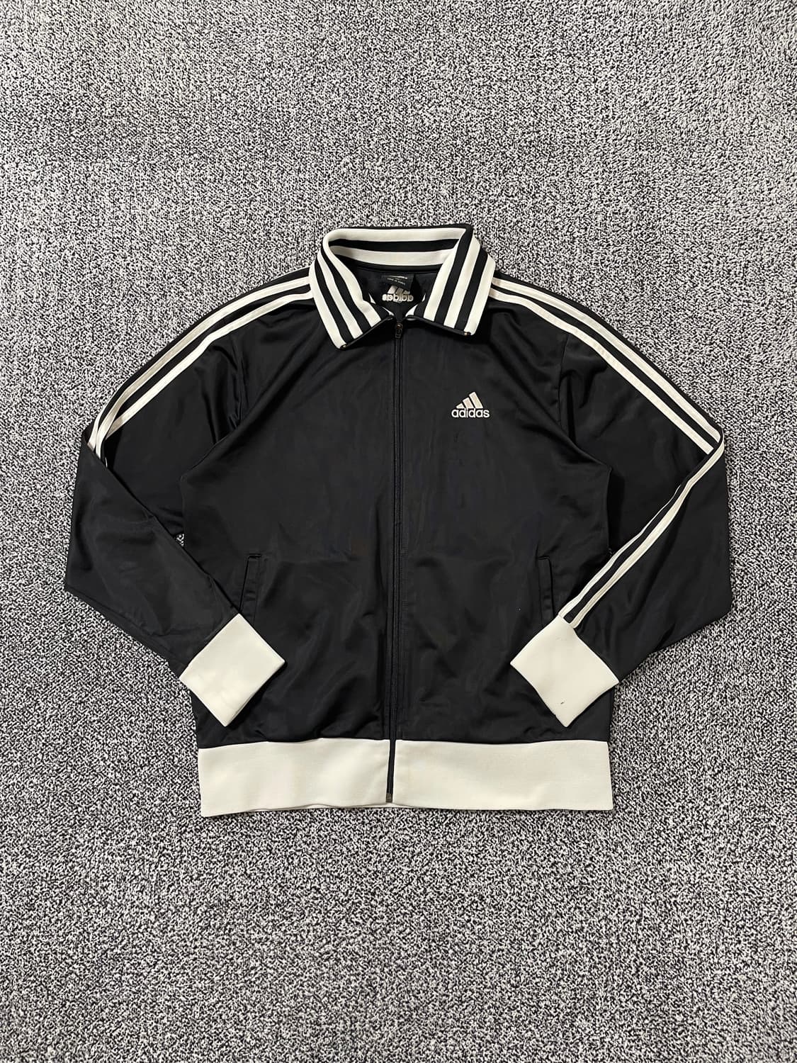 빈티지9. 아디다스 00's 트랙탑 트레이닝 져지 검흰 오레오 상품이미지1