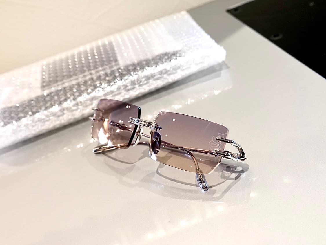 크롬하츠 로디  샤이닝 실버 무테 선글라스 상품이미지2