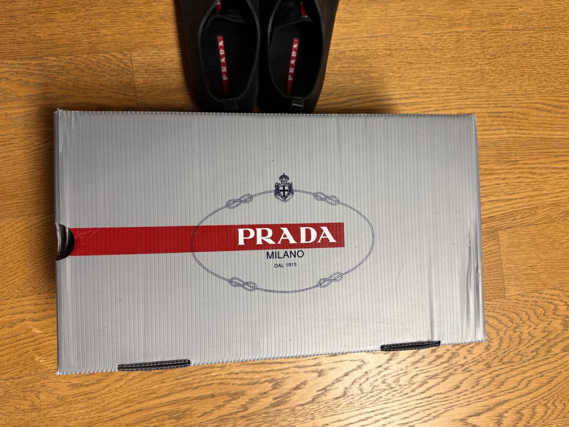 프라다 로우탑 스니커즈 상품이미지4