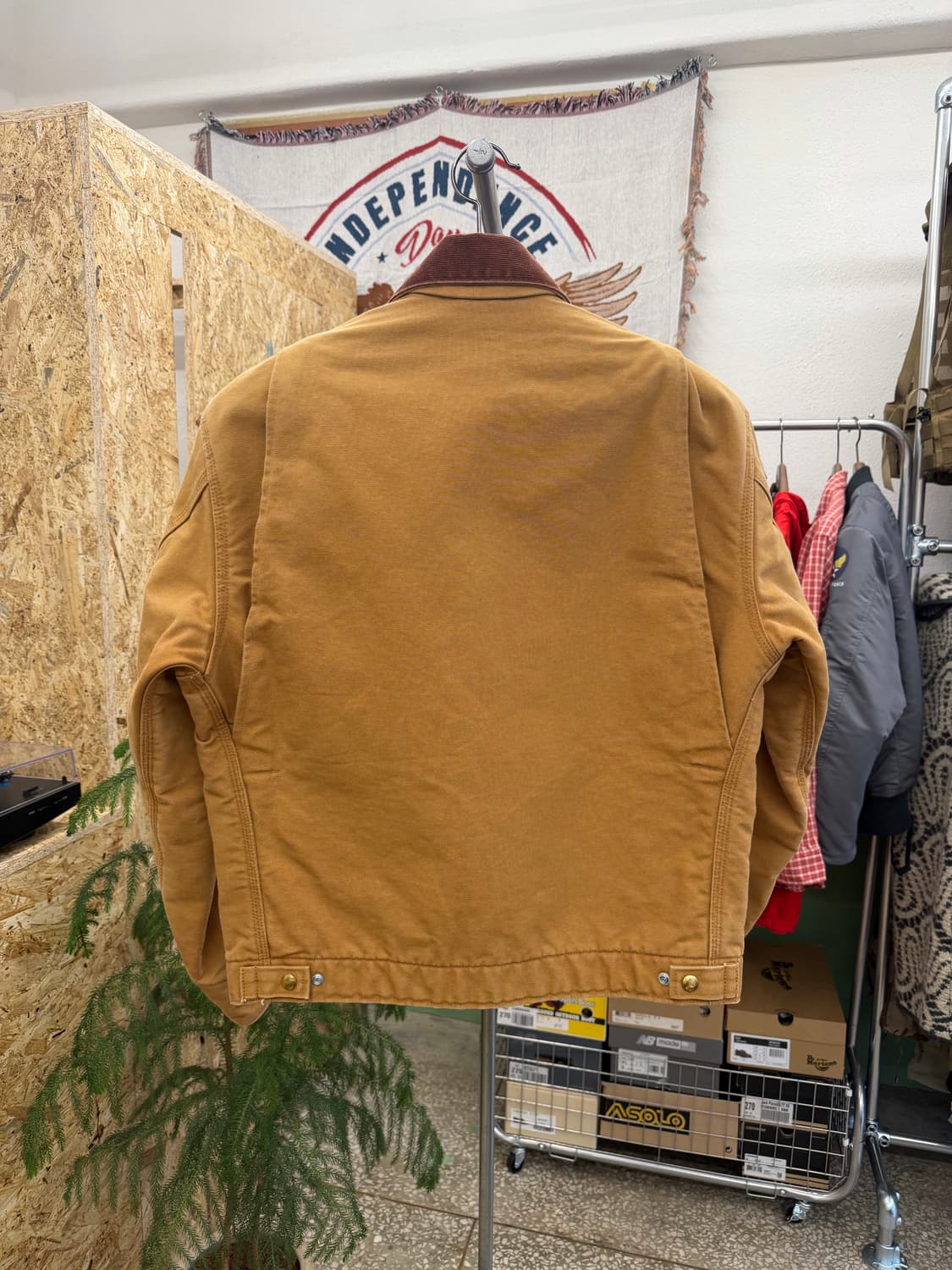 칼하트 디트로이트자켓 J001BRN 상품이미지7