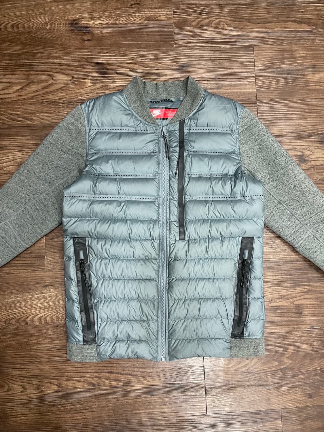 나이키 테크 플리스 에어로로프트 봄버 자켓 상품이미지1