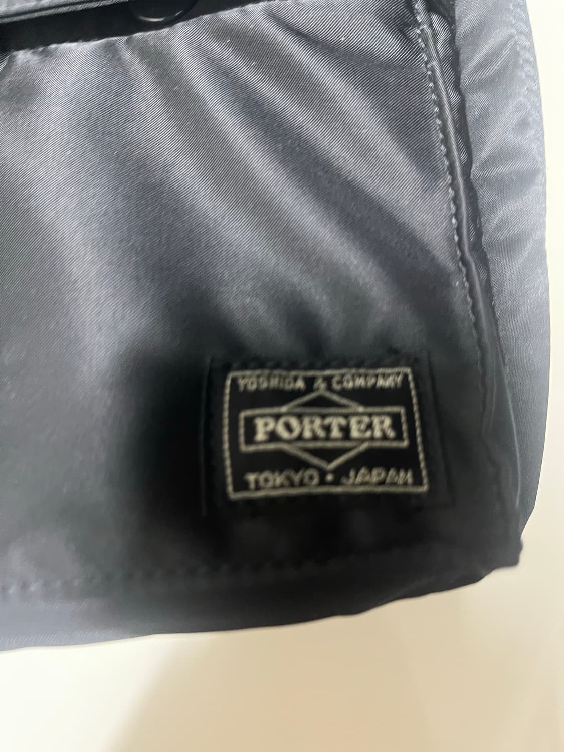 포터 숄더백 스몰 사이즈 상품이미지2