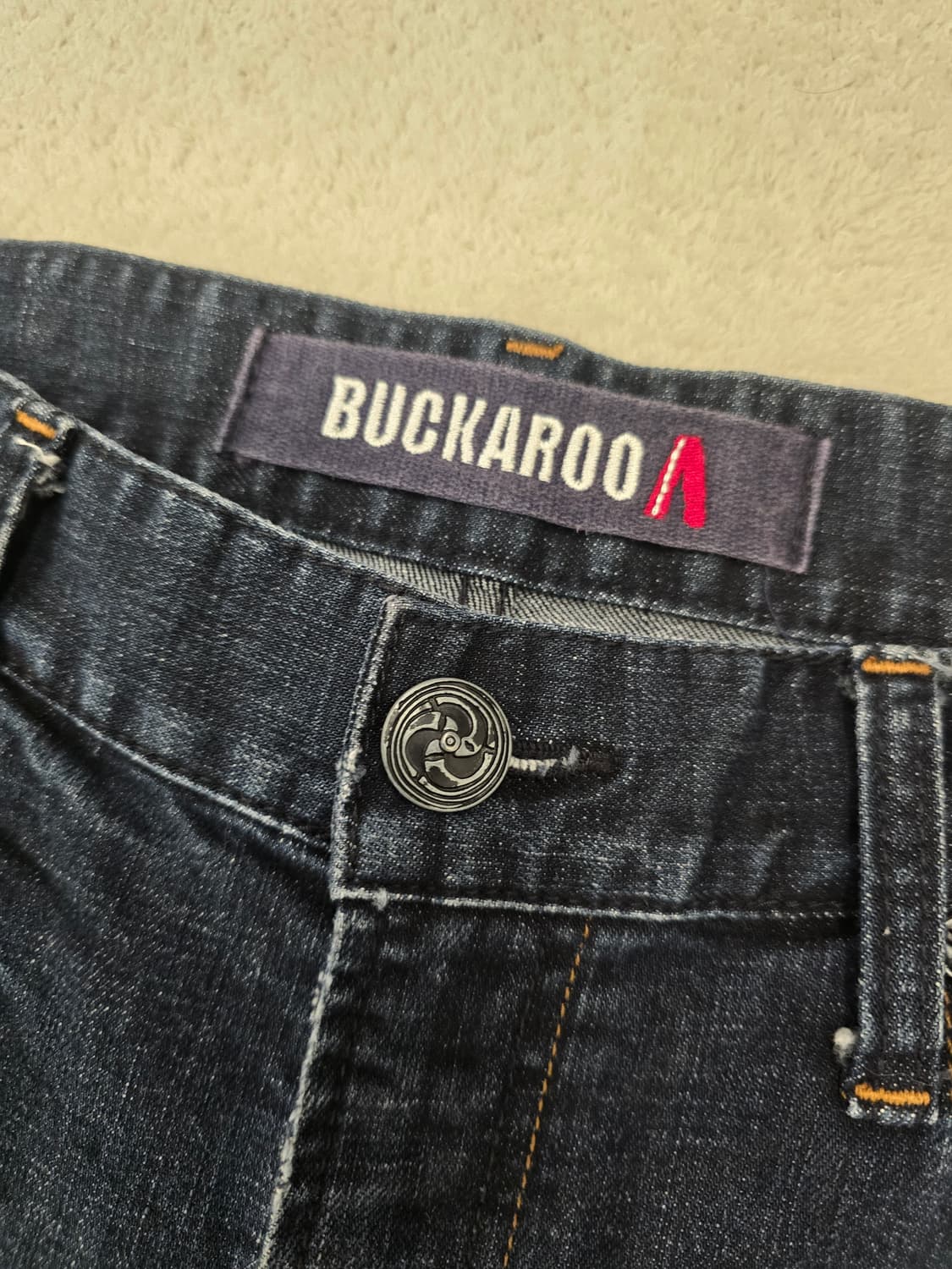 버커루 남자청바지.  싸이즈 34~35 상품이미지3