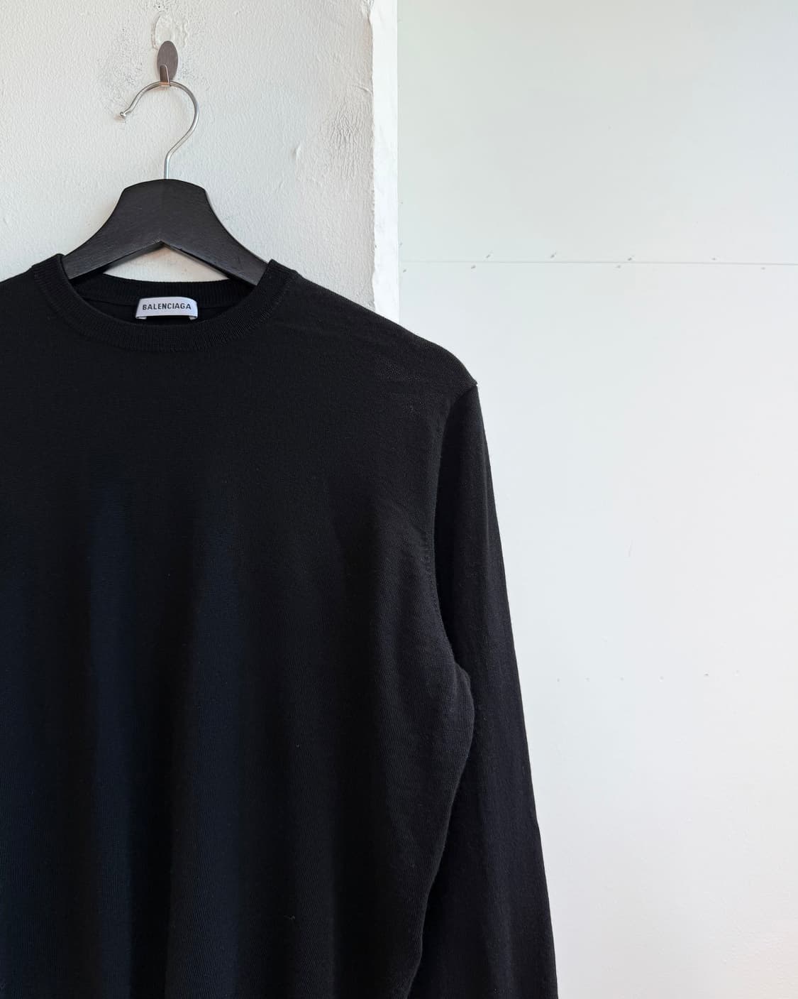 발렌시아가 블랙 백로고 라운드 니트  상품이미지5