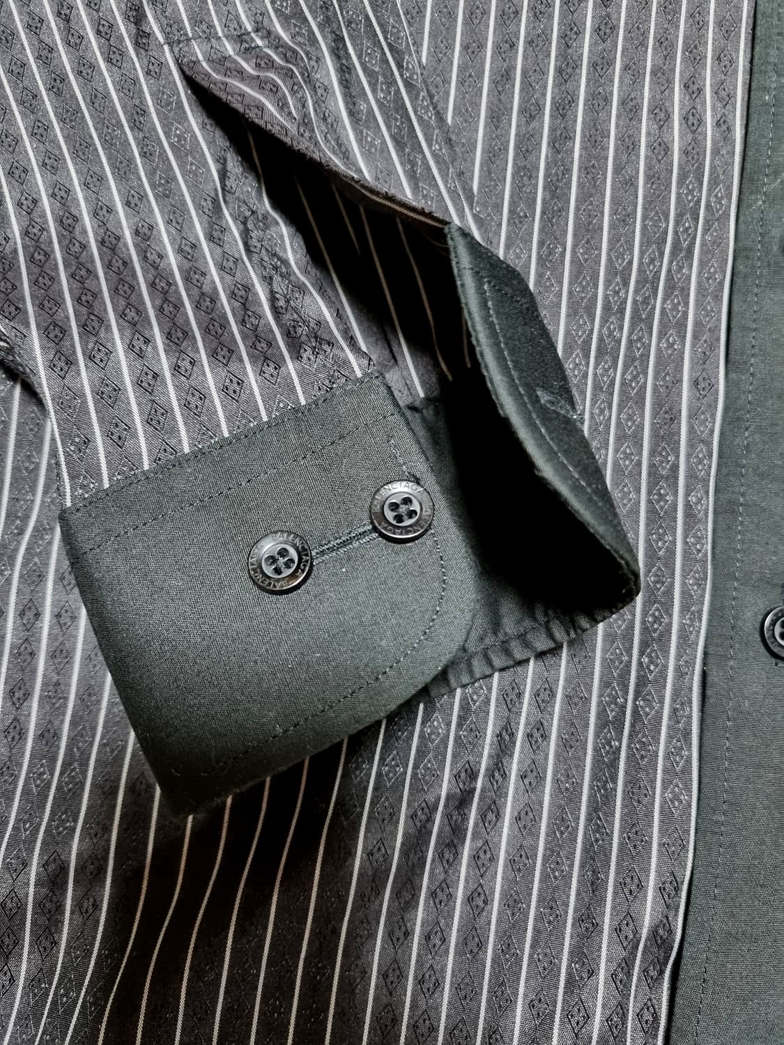 발렌시아가 90s 스트라이프 셔츠 상품이미지4