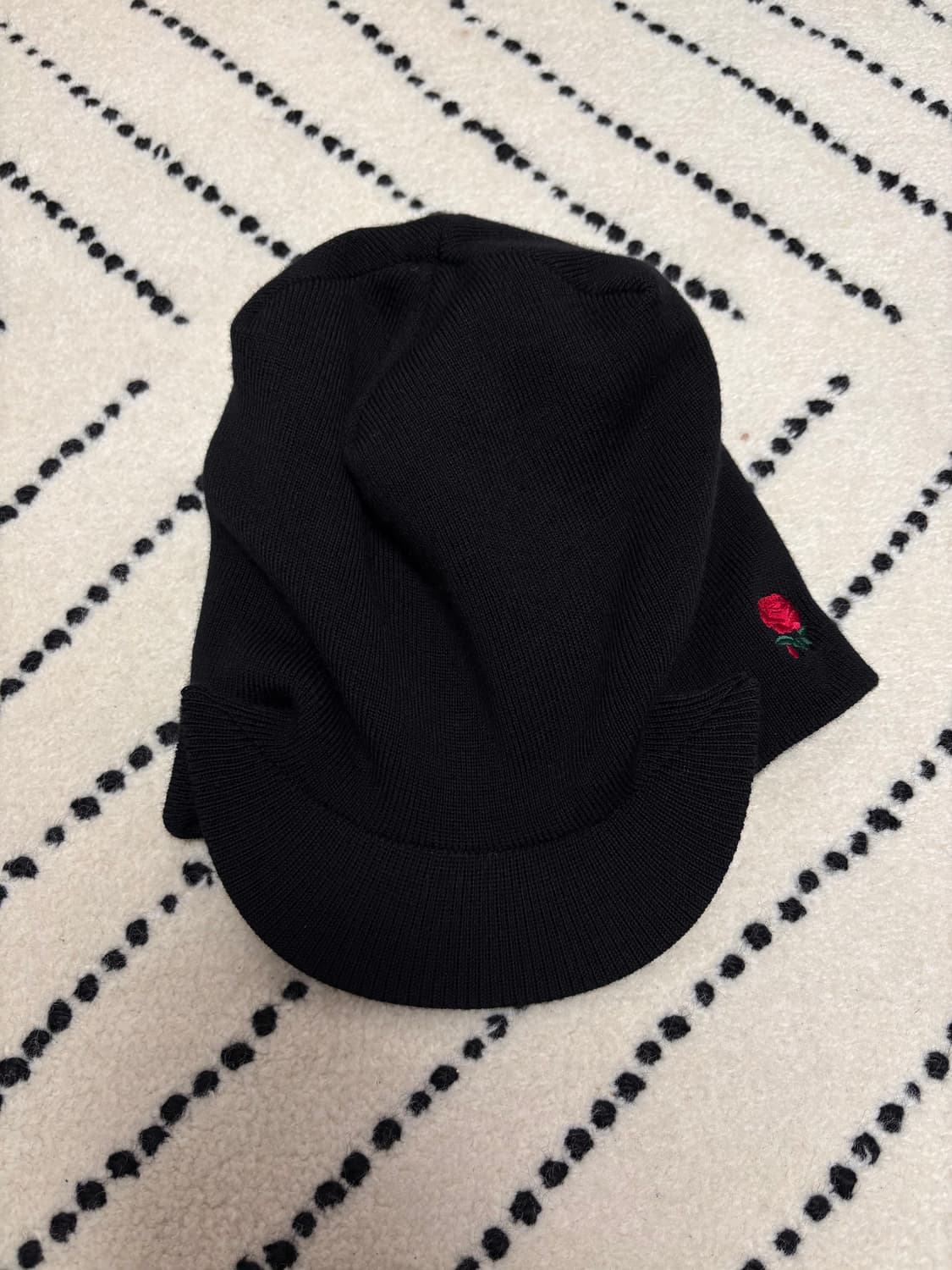 UNDERCOVER 언더커버 블랙 로즈 비니 캡  상품이미지2