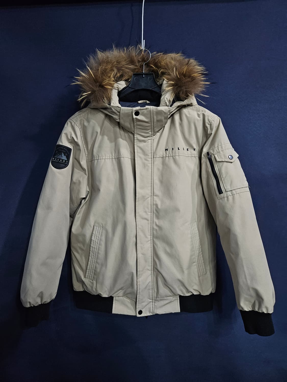 밀레 베이지컬러 남성 105 덕다운 숏패딩  상품이미지1