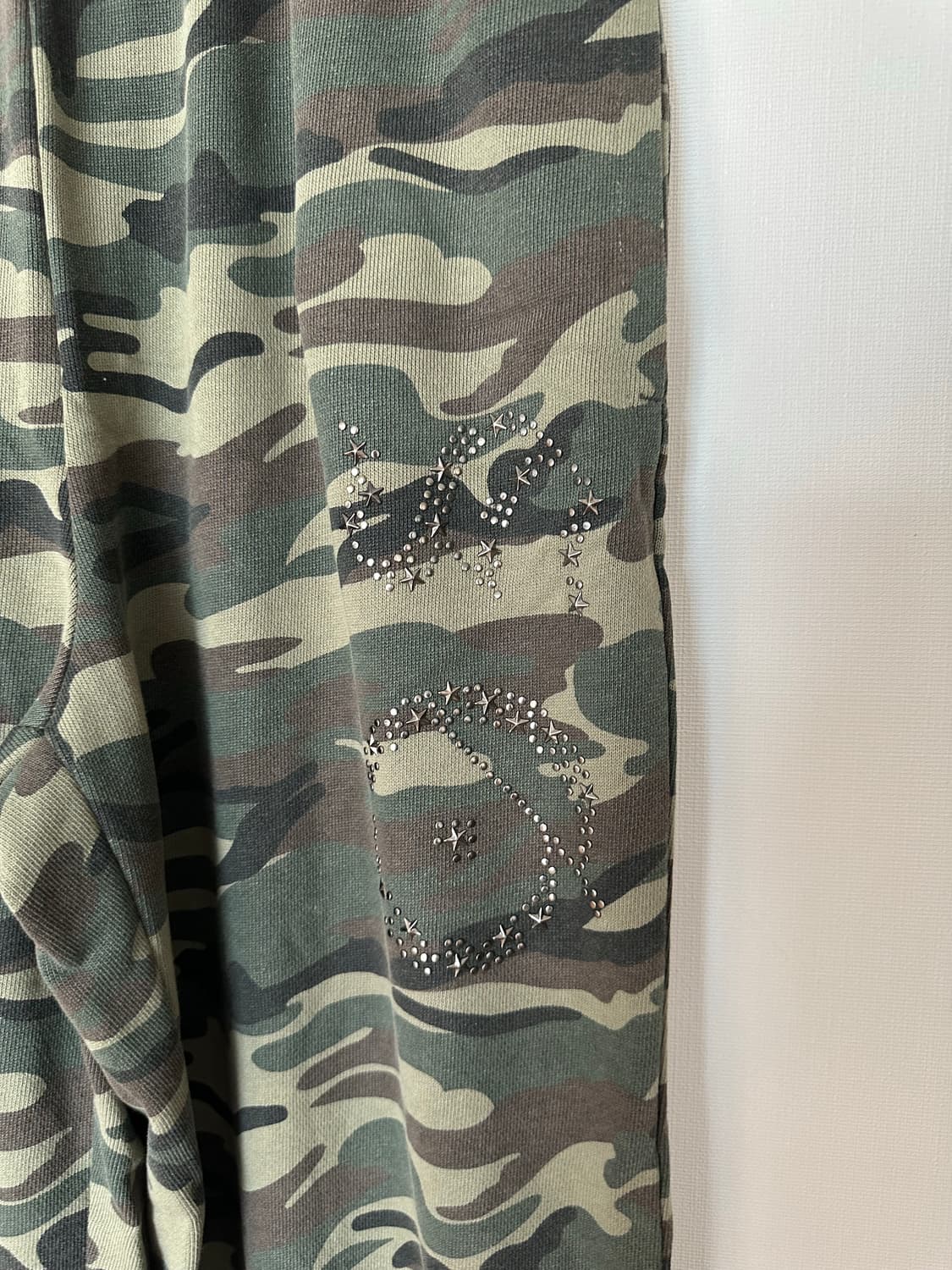 seo 에스이오 카모플라쥬 스터드 스웨트 팬츠 상품이미지2