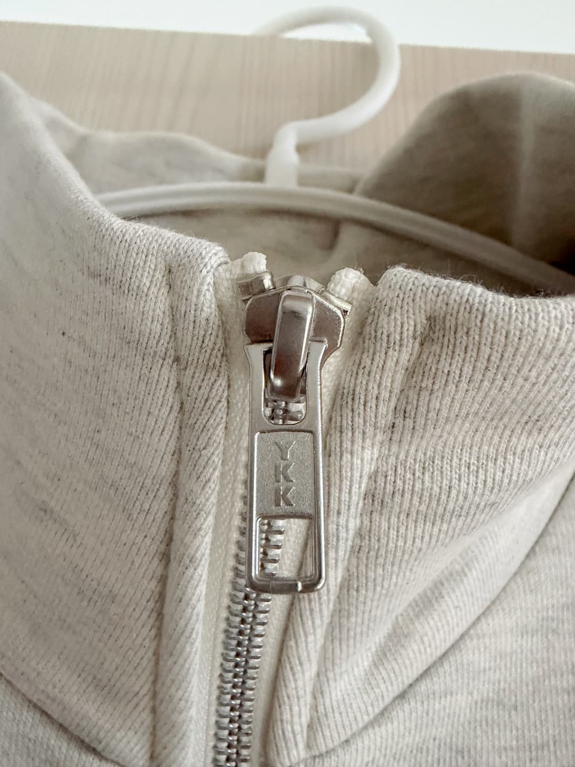 아이앱 23ss 반집업 맨투맨 새상품 상품이미지3