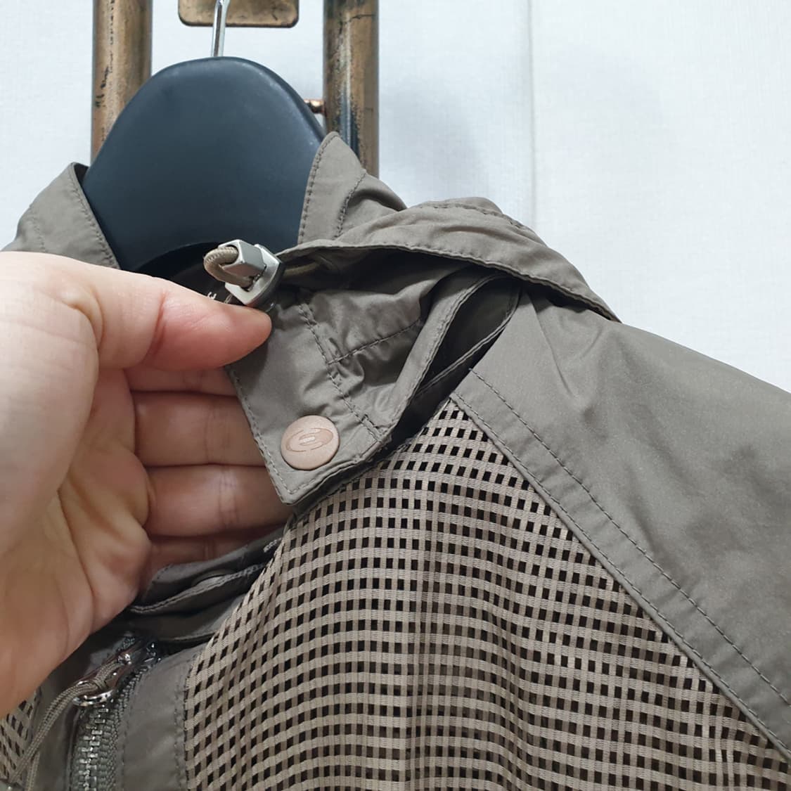 아이더 여성용 여름 바람막이 자켓 L 상품이미지4