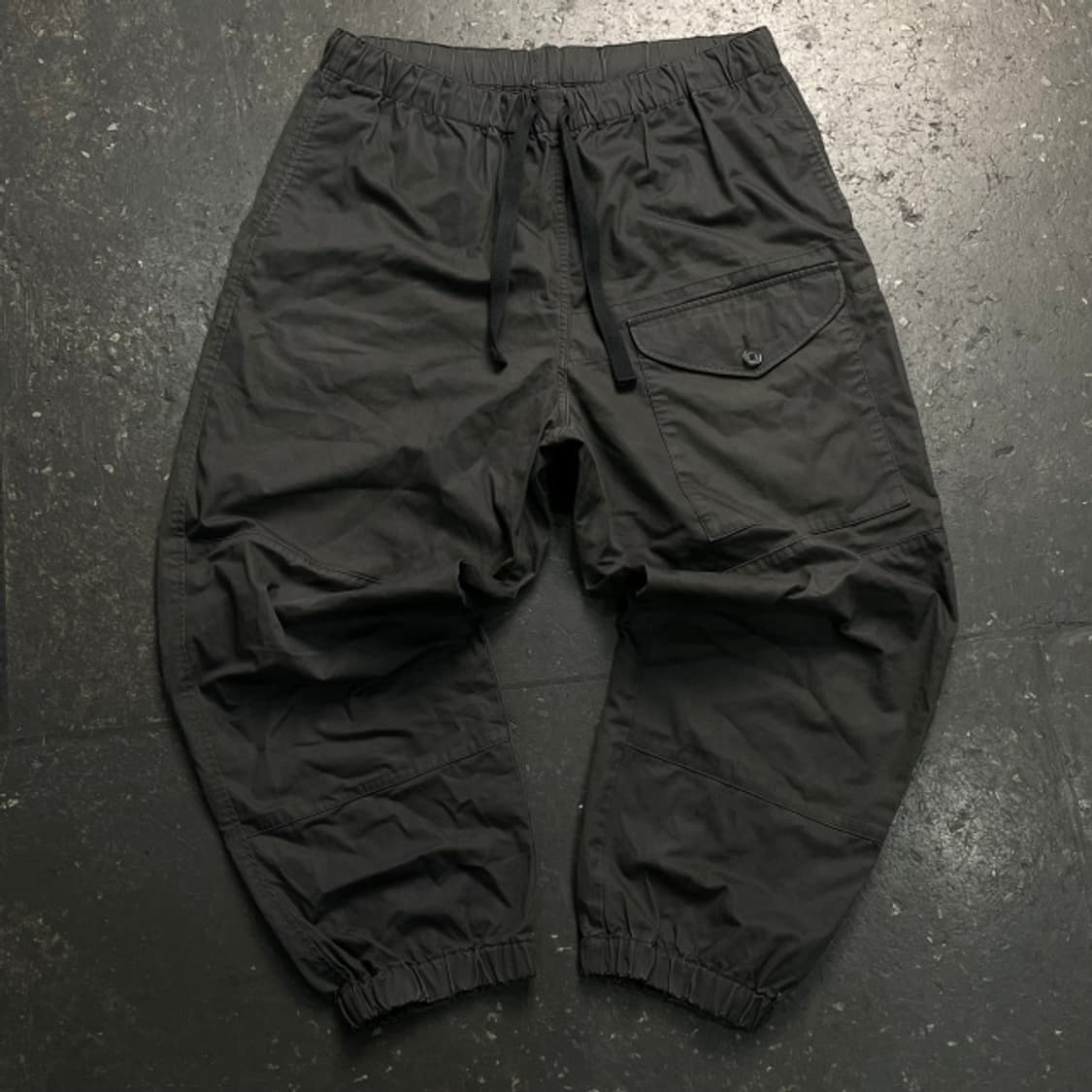 105 유니클로 U 빅포켓 조거팬츠  상품이미지1