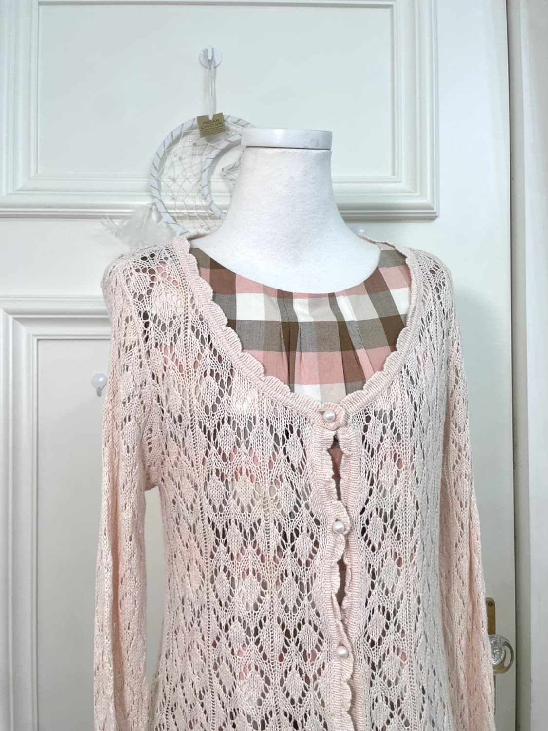 coral pearl button crochet cardigan 상품이미지6