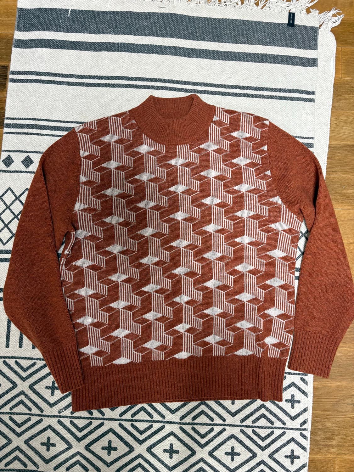 lvc 터틀넥 니트 미디움 상품이미지1