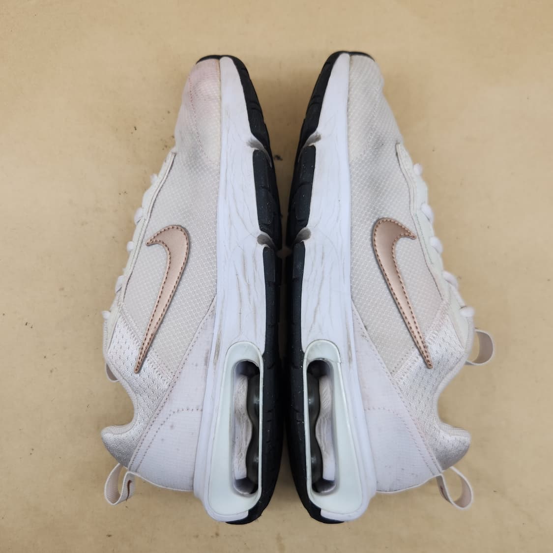 나이키 에어맥스 인터락 운동화 245 상품이미지5