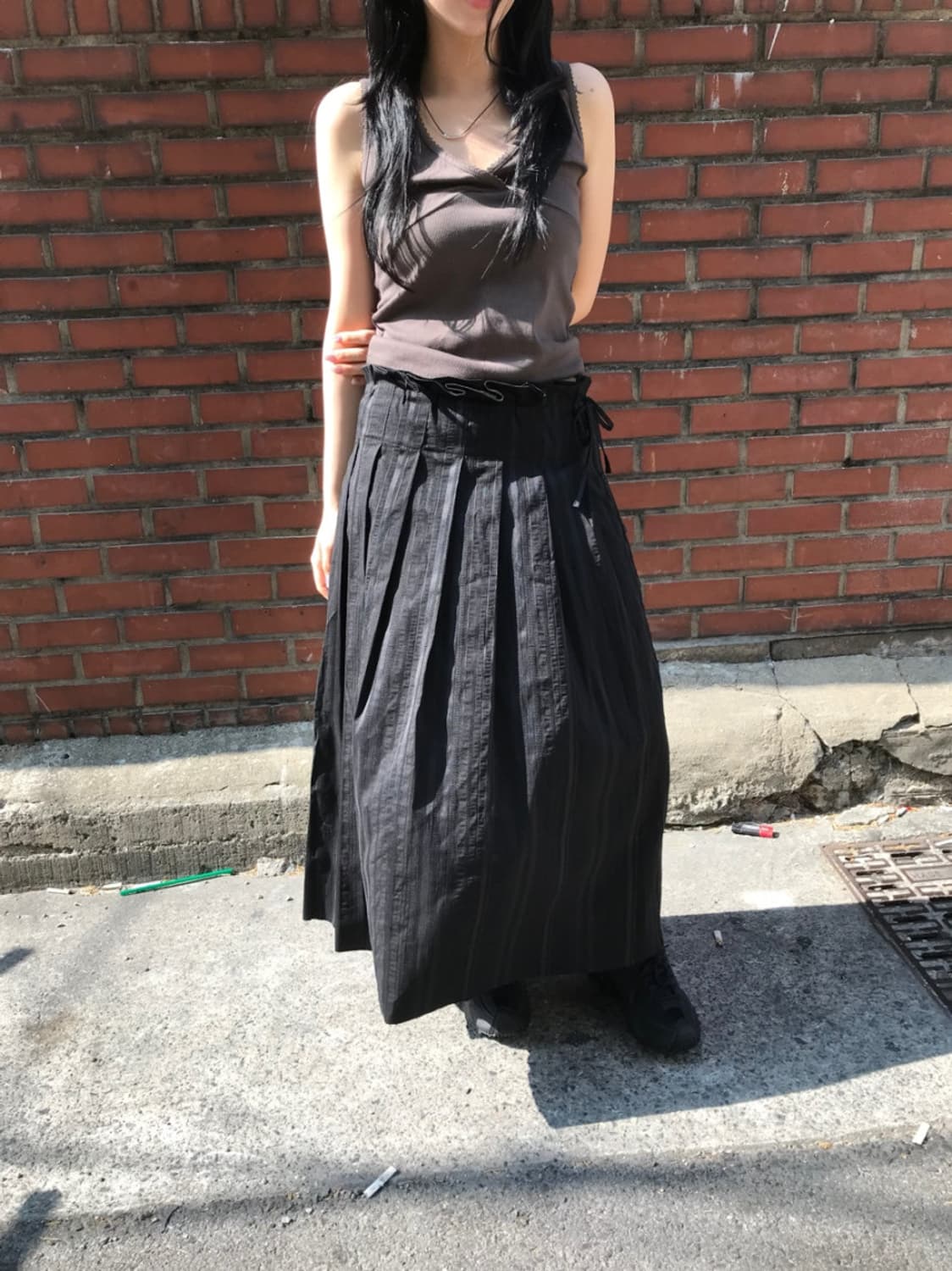 버튼 플리츠 레이어드 롱스커트 블랙 상품이미지1
