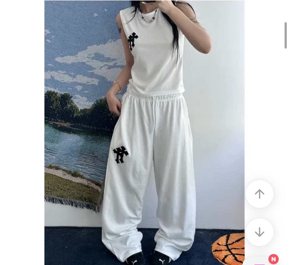 에이블리 남여공용 y2k 더 힙 크롬 패치 와이드 트레이닝 팬츠 (새상품 상품이미지1