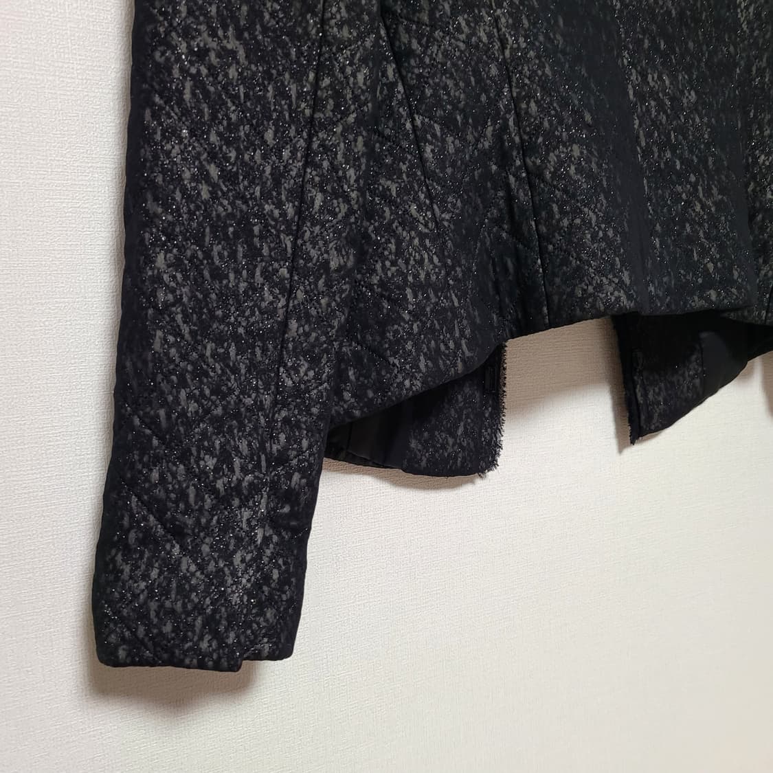 한섬 MINE 마인 시퀸 퀼팅 자켓 메탈후크참 프린지 포인트 (4455) 상품이미지8