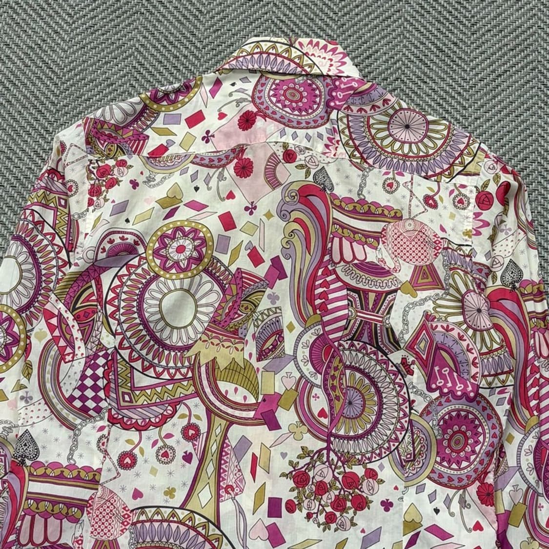 크리스찬라크로와 트럼프패턴 셔츠 v2525 상품이미지4