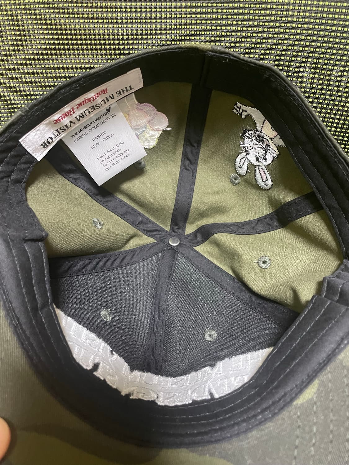 더뮤지엄비지터 모자 상품이미지3