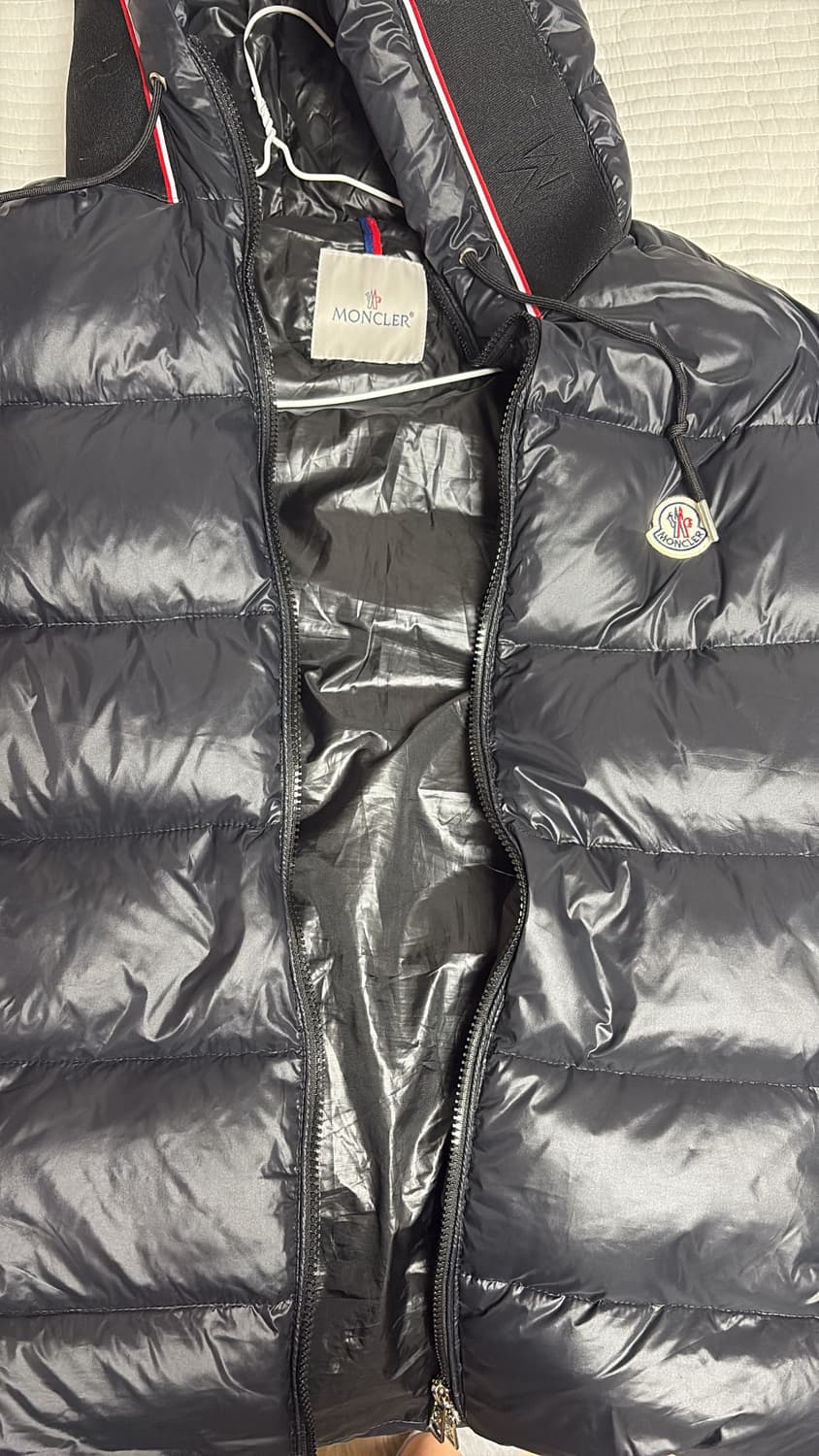 몽클레르 조끼패딩 상품이미지3